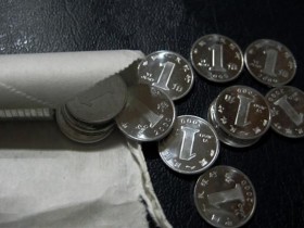 没钱吃饭,淘宝卖古董了