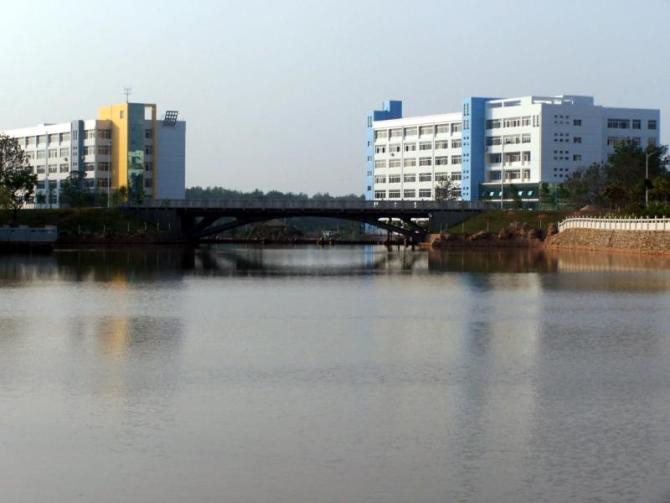 难于忘怀的大学校园风情
